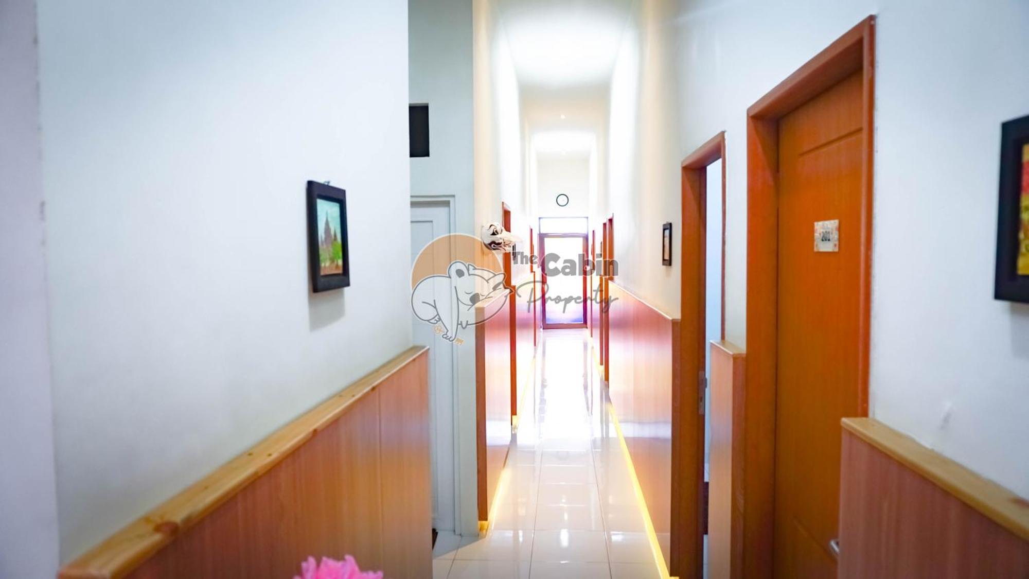 The Cabin Tugu Hostel Yogyakarta Exterior photo